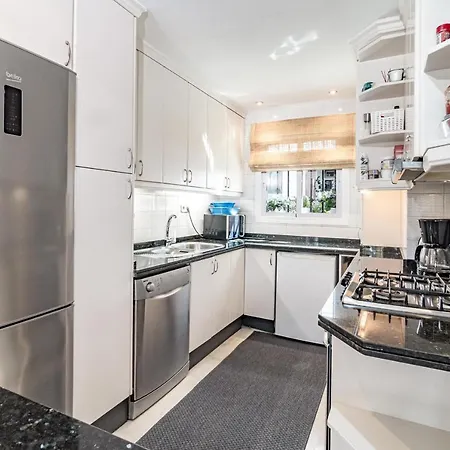 Peaceful Modern 2 Bedroom In Aloha Pueblo With View Over The Pool Apartment