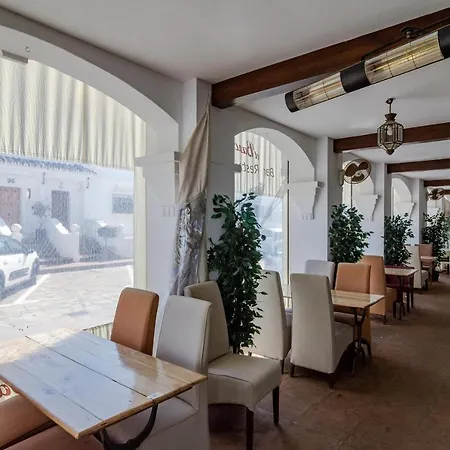 Peaceful Modern 2 Bedroom In Aloha Pueblo With View Over The Pool Apartment